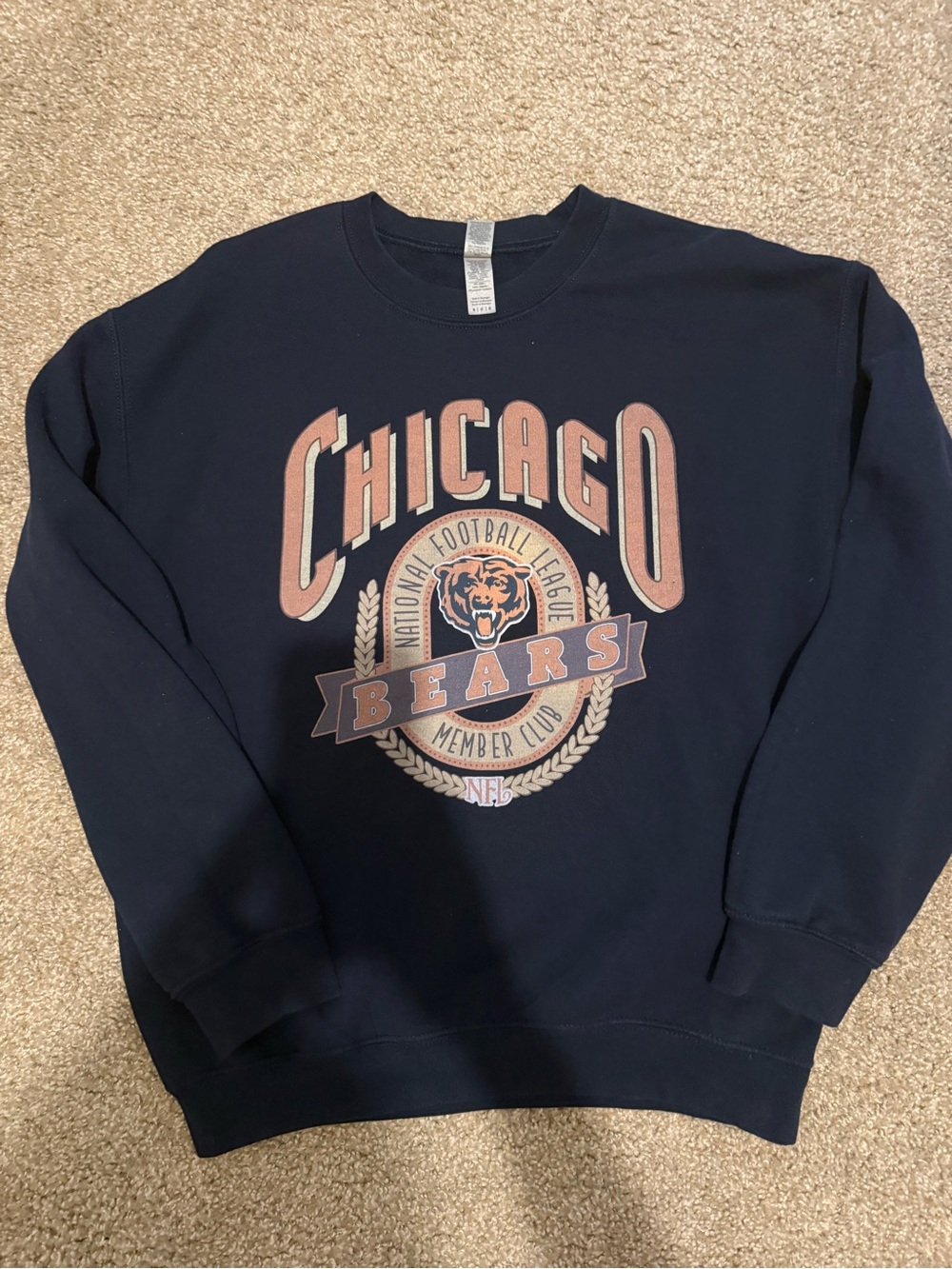 Women’s Vintage Navy Chicago Bears Graphic Crewneck Sweatshirt